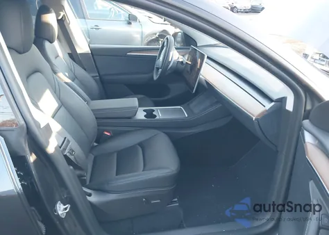 2024 Tesla Model Y Long Range Dual Motor All-Wheel Drive from USA, damaged, VIN 7SAYGDEE2RF185602